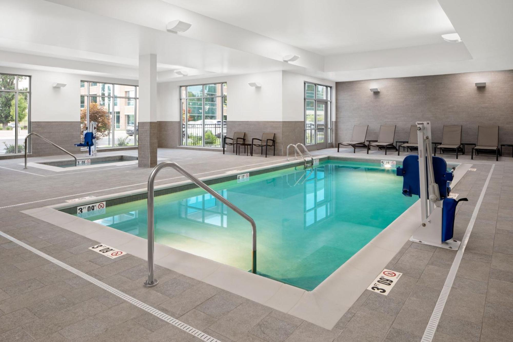 Springhill Suites By Marriott Kalamazoo Portage Exterior foto